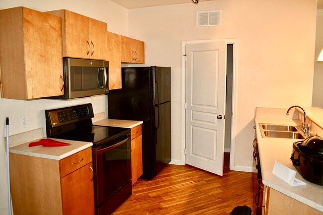 Photo - 5617 Bowden Rd Unit 415