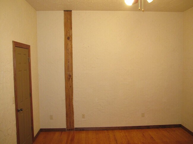 Photo - Market 104 Unidad M 104