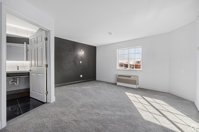 404- 1 BR, 1 BA-Bedroom