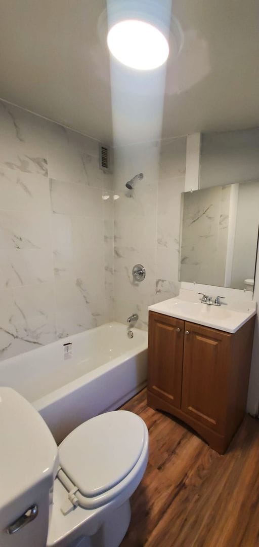 Building Photo - 3/1 Move In Ready Rental