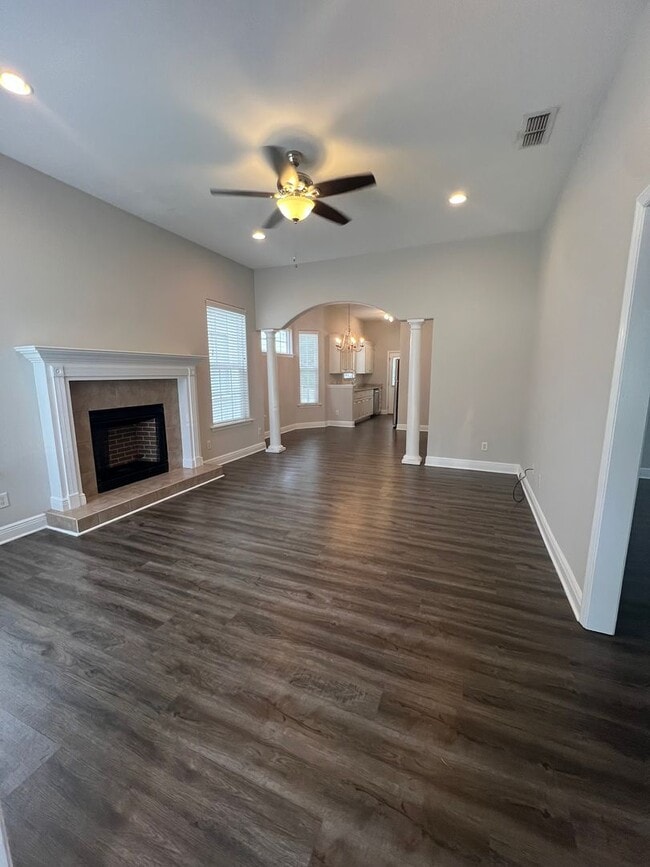 Photo - Charming 3/2 Home in Great Neighborhood