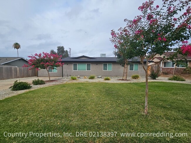 Photo - 3260 School St