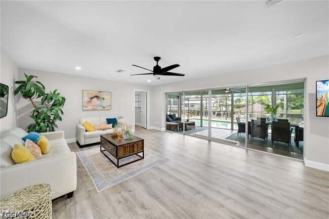 Photo - 1138 Lucerne Ave