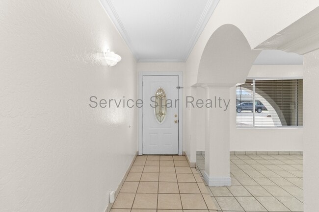 Photo - 3812 W Loma Ln