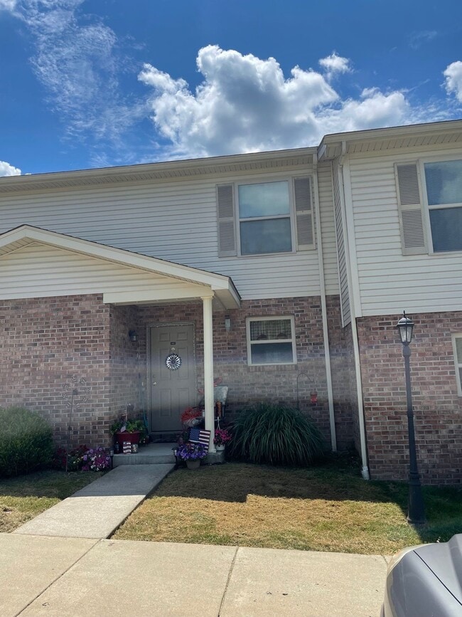 3004 Kathryn Dr