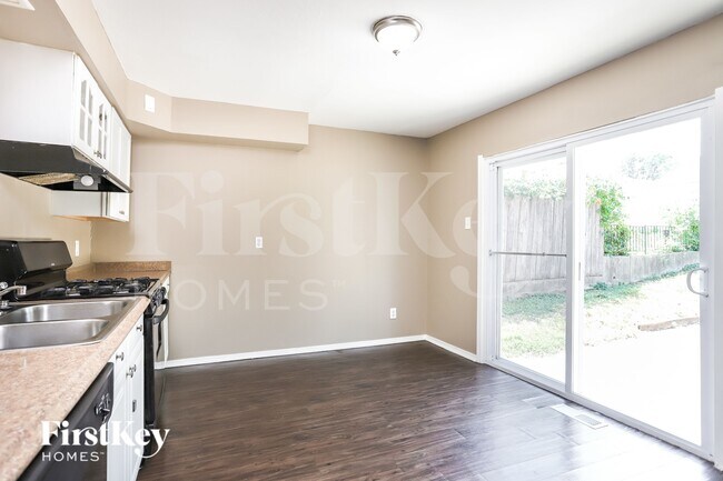 Photo - 9963 Meadow Ave