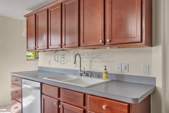 Photo - 322 E 6th Ave