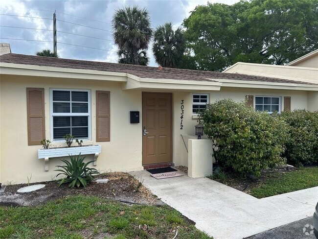 Building Photo - 3034 NW 69th Ct Rental
