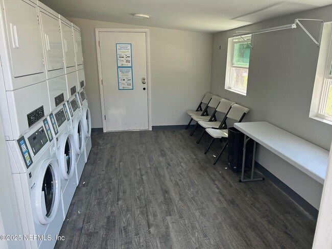 Photo - 2216 Spring Park Rd Unidad 6