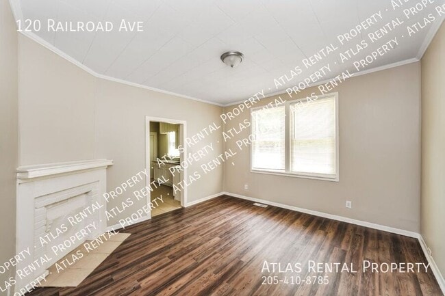 Photo - 120 Railroad Ave