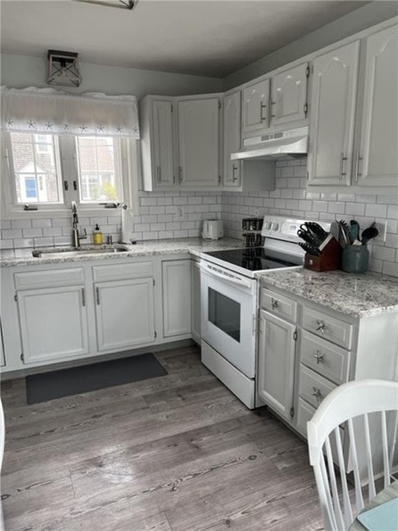 Photo - 115 Holden Rd