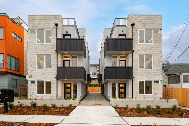 Beacon Hill Townhomes - Beacon Hill Townhomes