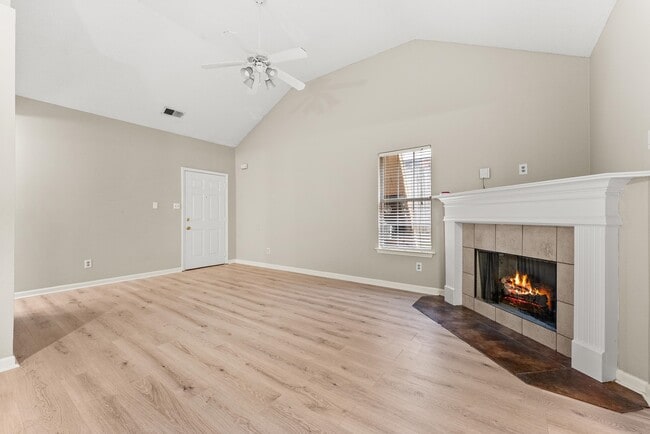 Photo - 7016 S Estacada Way