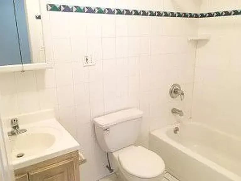 Photo - 141-35 Pershing Crescent