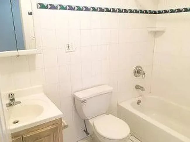 Photo - 141-35 Pershing Crescent