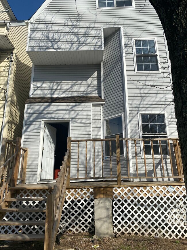 Photo - 152 S 10th St Unit 1