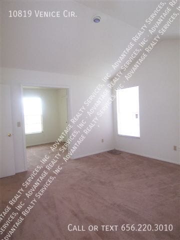 Photo - 10819 Venice Cir