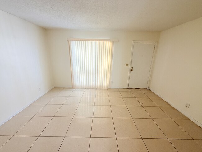 1500 N Congress Ave