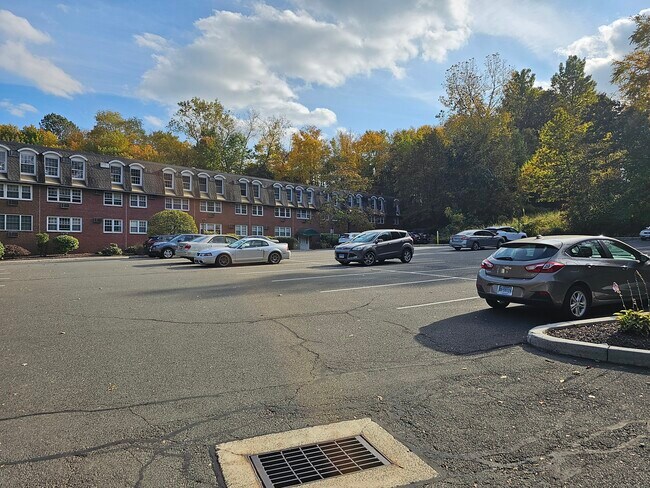 Photo - 34 A Padanaram Rd Unit 319