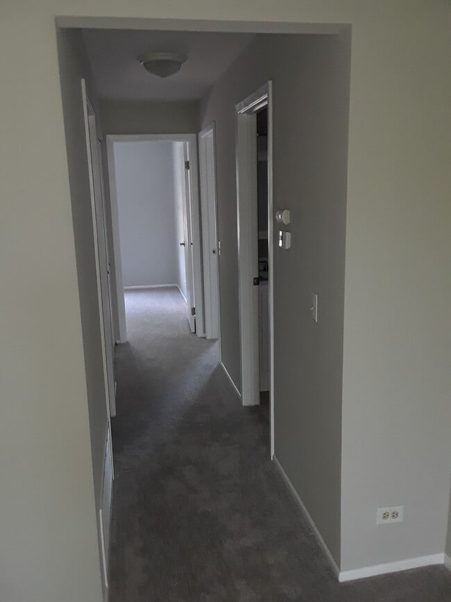 Photo - 375 Newgate Ct Unidad N2