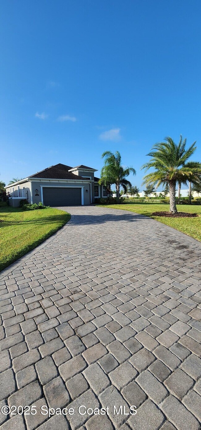 Photo - 7308 Bluemink Ln