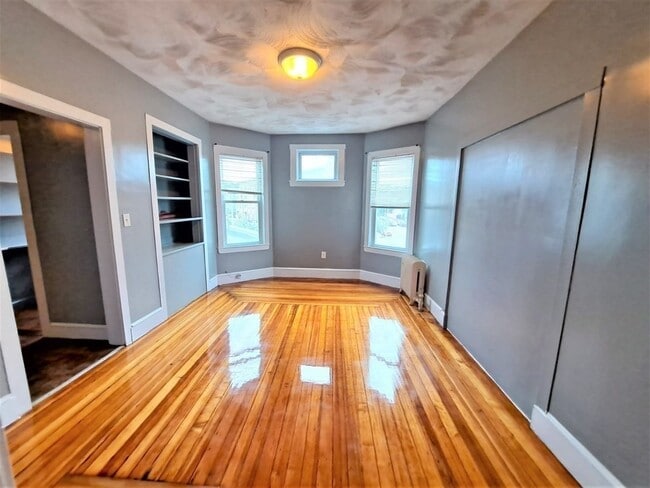 263 Talbot Ave Unit 3