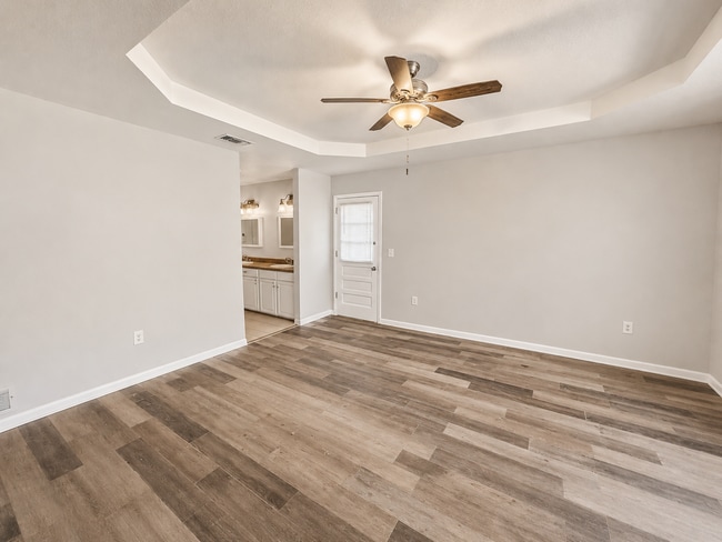 Photo - Charming 3-Bedroom Home with Bonus Room on Spacious Lot – Lake City