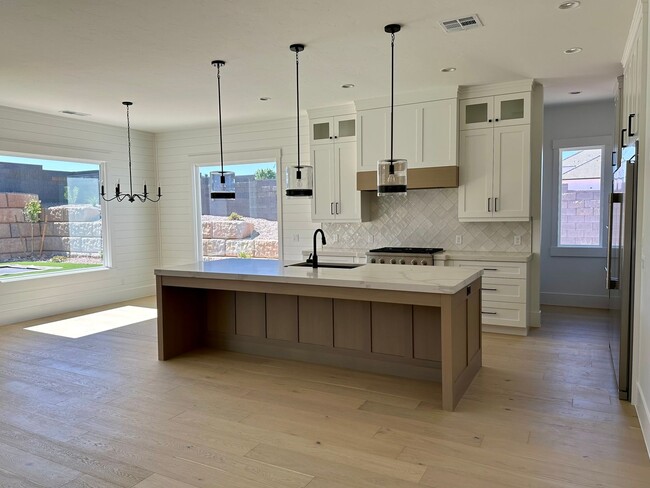 Photo - Stunning 5 Bedroom Home with Premium Upgrades Throughout