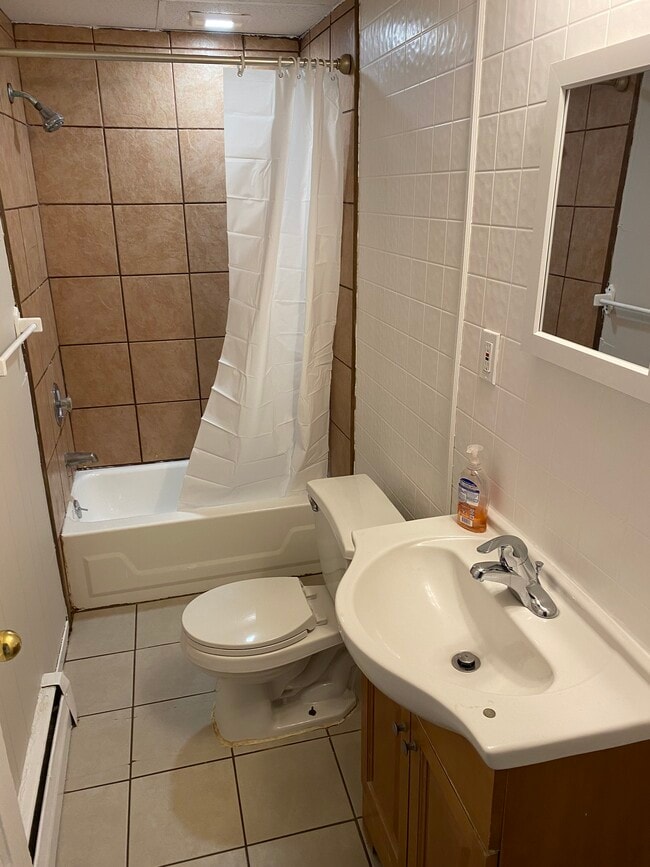 Photo - 123 Main St Unit B 1st Floor