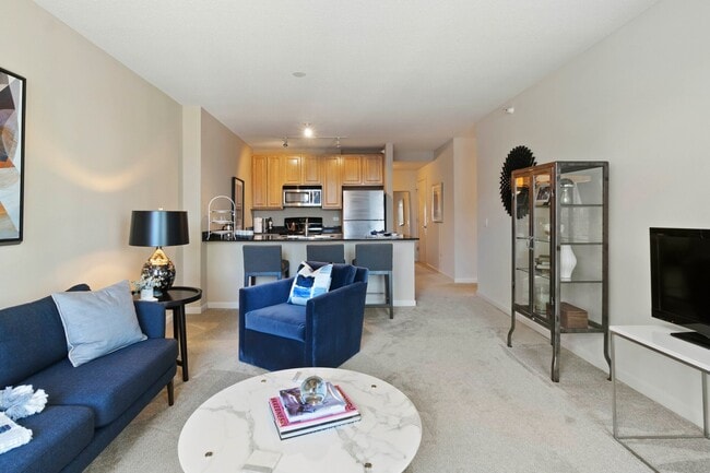 Building Photo - 357 N Desplaines St Unit 1206