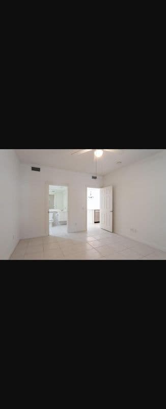 Photo - 186 Soriano Dr