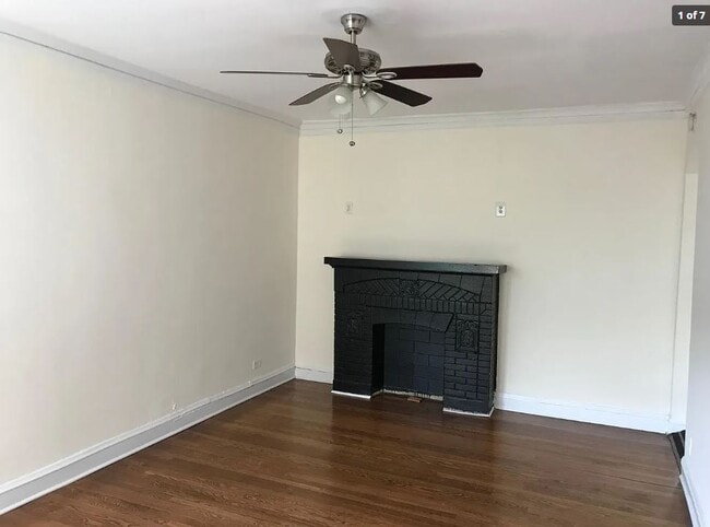 Photo - 1934 N Fairfield St