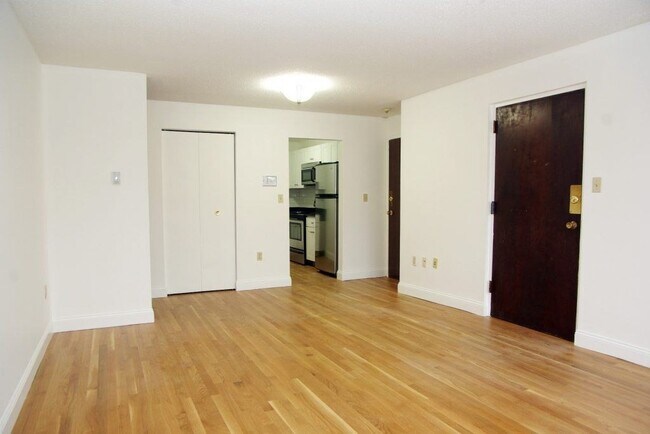 Photo - 109-111 Tremont St Unidad 516