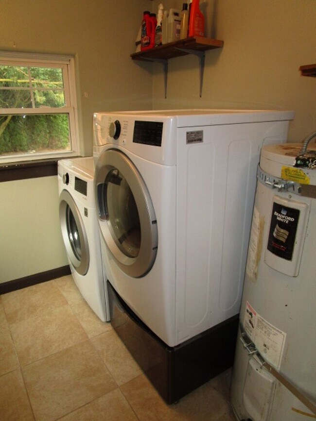 735 Jameson Street Rental House Rental in SedroWoolley, WA