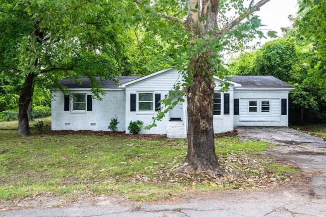 Photo - 27 Bethune Ct