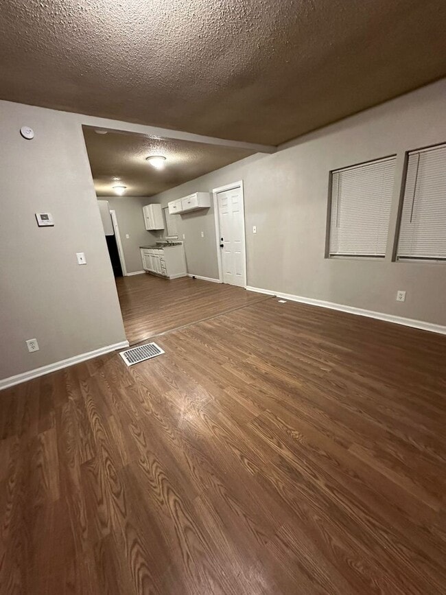 Photo - 3 bedroom 1.5 bathroom