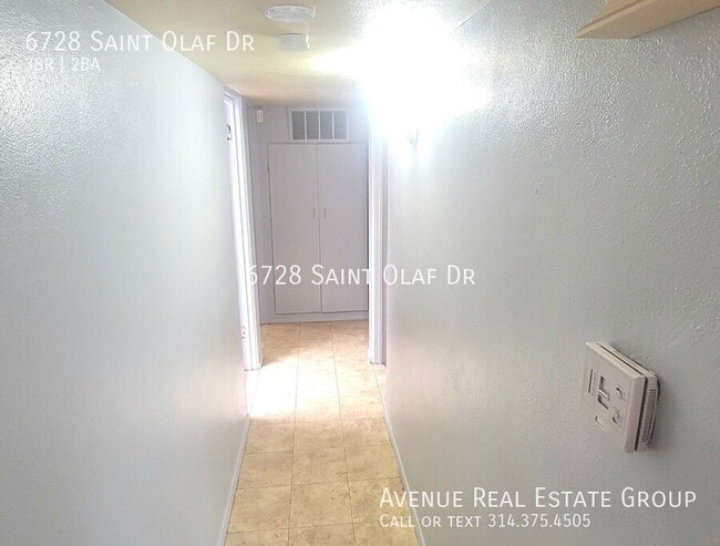 Photo - 6728 St Olaf Dr