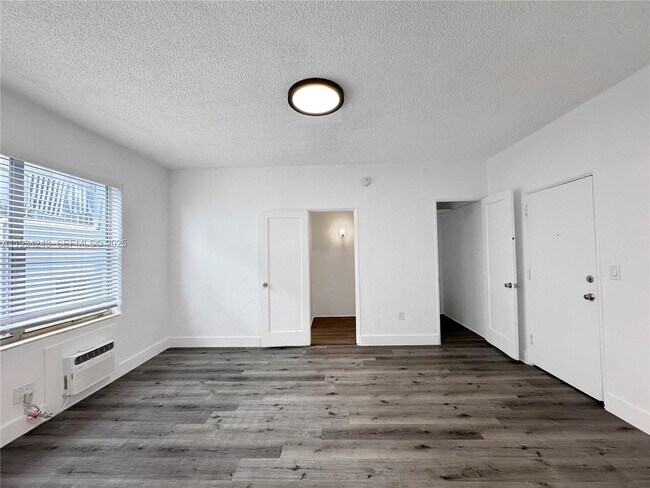 Photo - 900 Jefferson Ave Unit 5