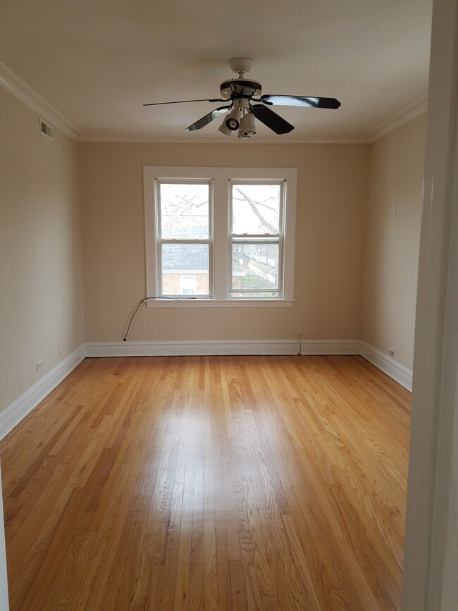 Photo - 4520 W Wellington Ave Unit 2