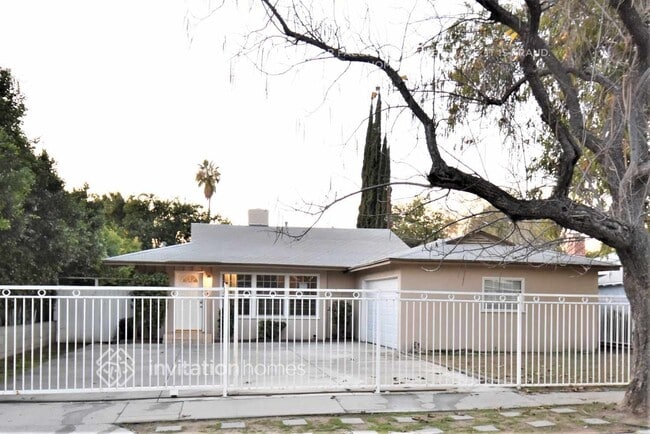 Photo - 6451 Gaviota Ave Casa
