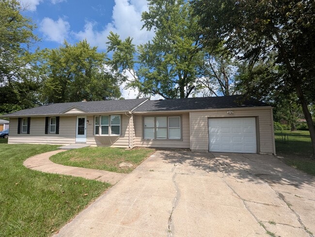 Building Photo - Farmview Vista Rental