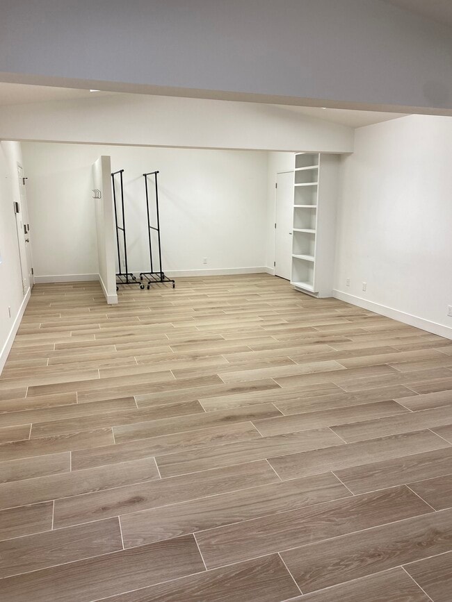 Photo - 8940 N Ramsey Rd Unidad Studio Apartment