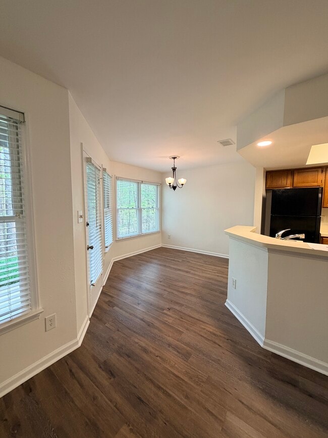 Comedor - 109 Killam Ct Unidad Apt LC