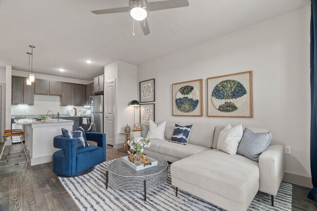 Photo - Axis Marketplace