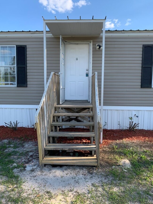 Beautiful 3x2 Mobile Home in Middleburg House Rental in Middleburg