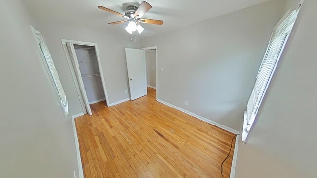 Photo - 3-Bedroom Home with Gleaming Hardwood Floors in Harper Woods!