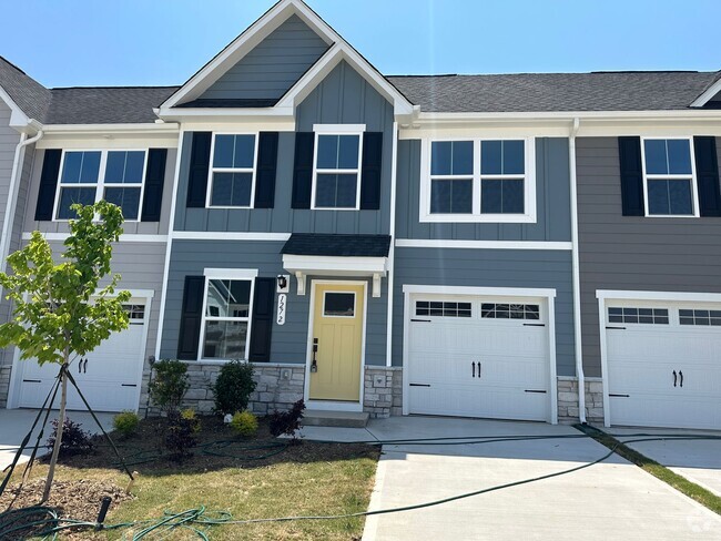 Building Photo - 127 Jameson Pk Dr Rental