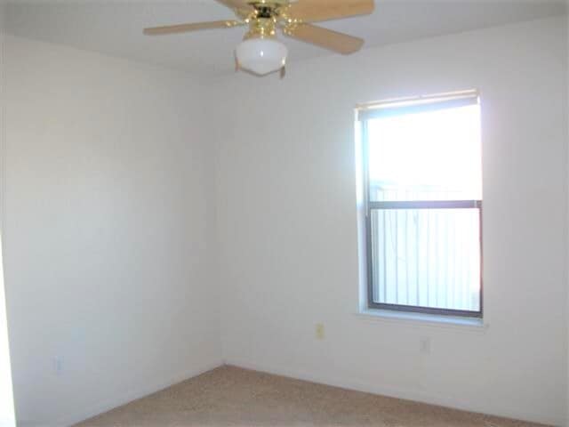 Photo - 306 Horseshoe Dr Unit #A