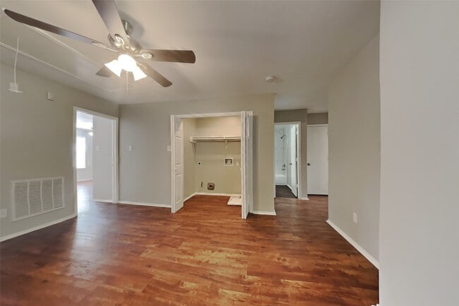 Photo - 19538 Shady Bank Dr