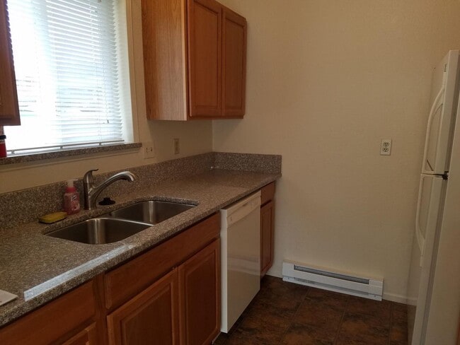 Photo - 927 Cortez Ct